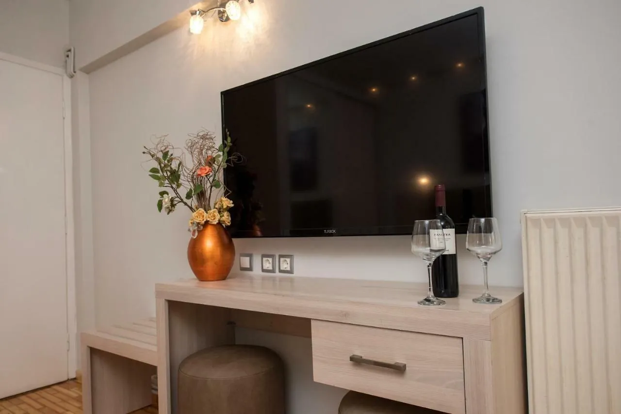 Artemis Luxury Apartment Thessaloniki 0*,  Greece